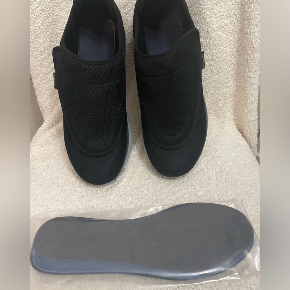 Silverts Mens Wide Adaptive Ultra Lightweight Walking Shoes 14XW Blk Gry Soles